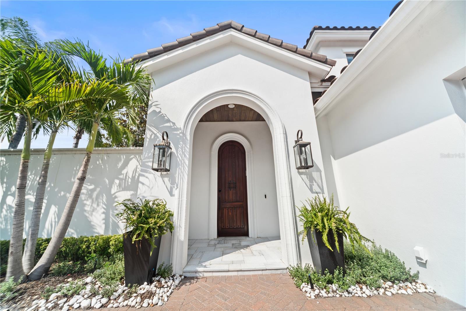 9743 COVENT GARDEN DRIVE