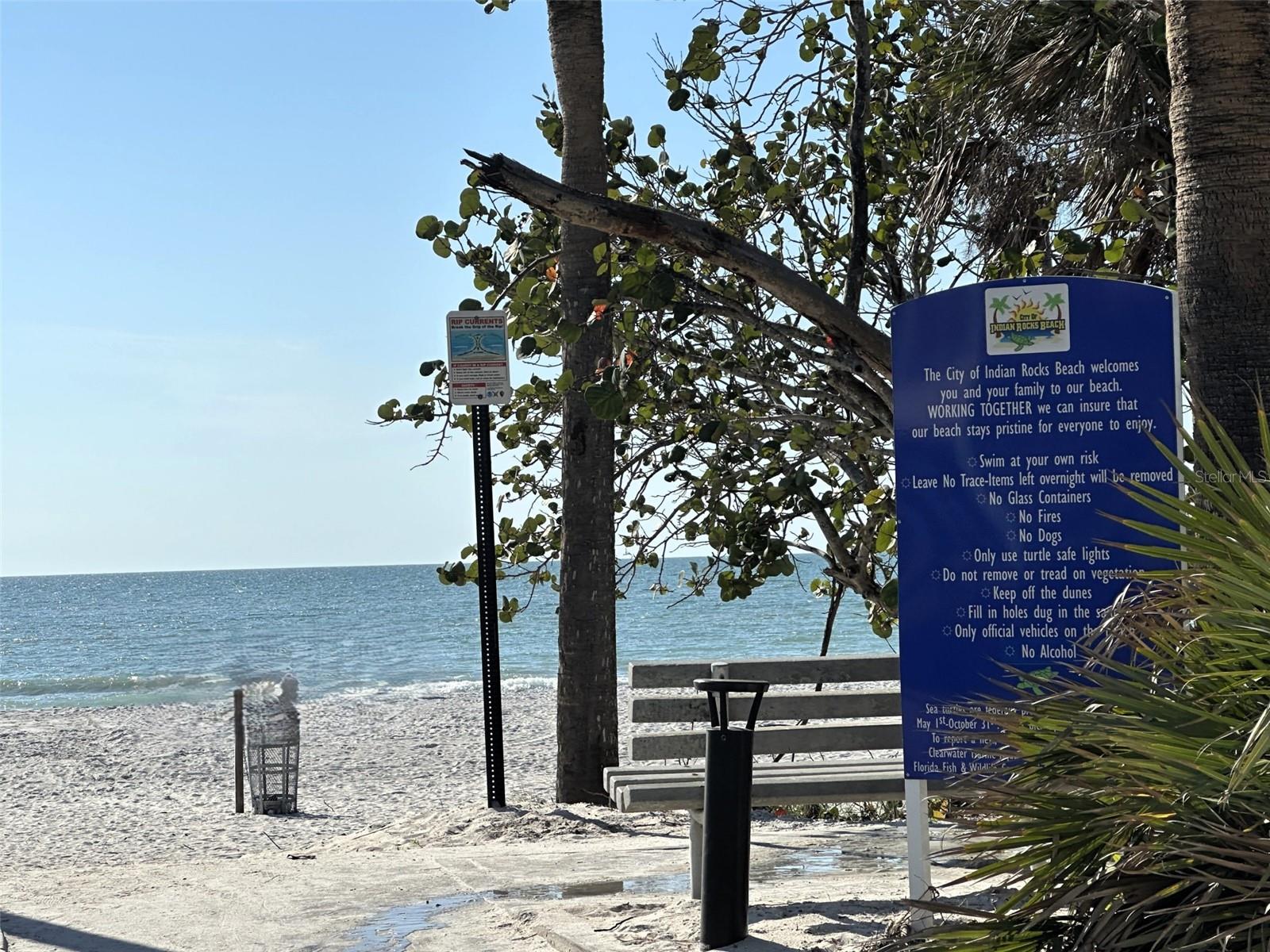 INDIAN ROCKS BEACH - Land