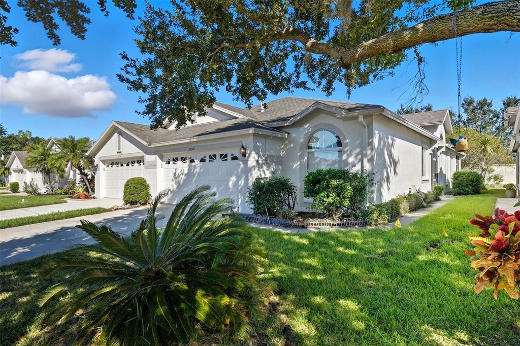 Photo of 30049 Emmetts Court, Wesley Chapel, FL 33543 (MLS # OM711926)