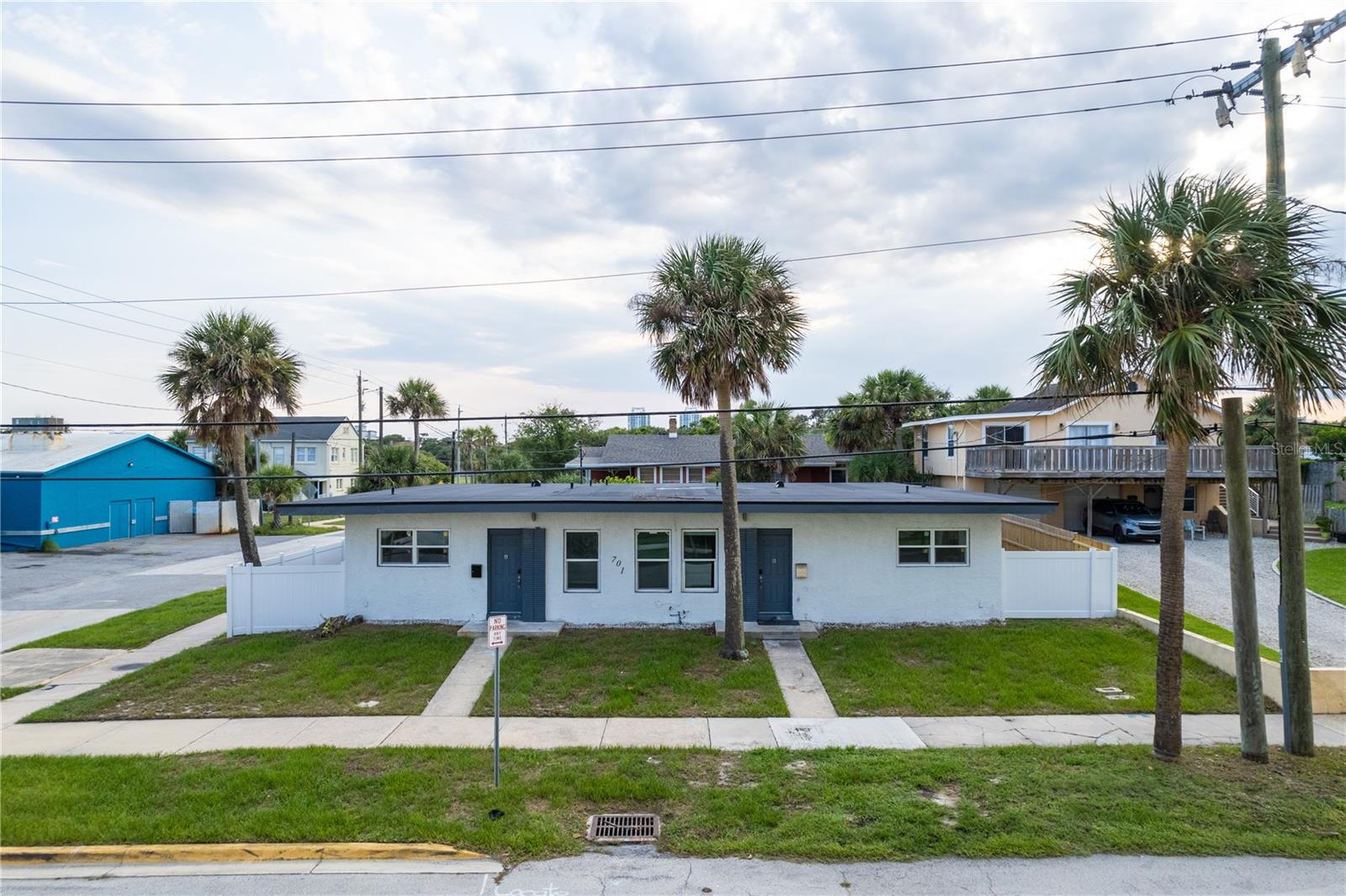 701 N GRANDVIEW AVENUE