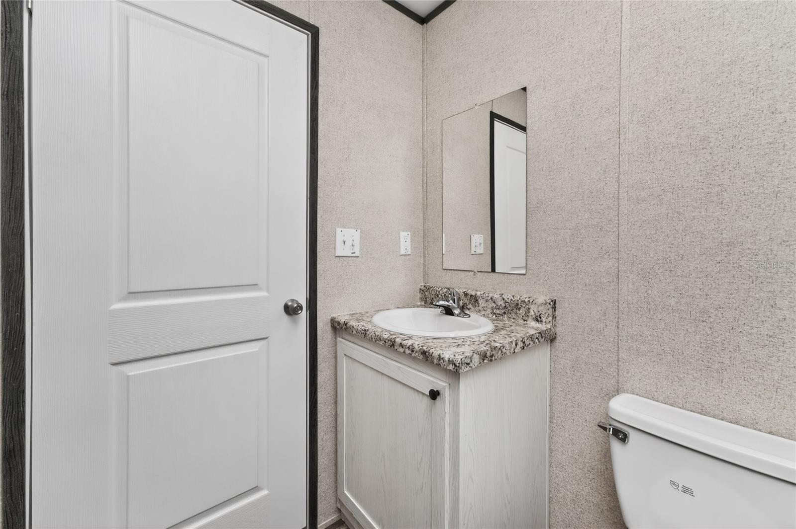 VILLAGE HOLIDAY LAKE - Residential