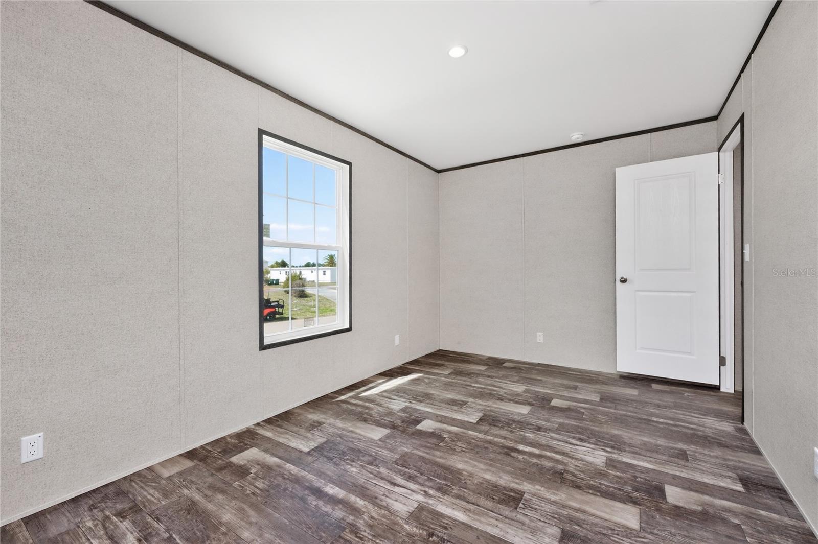 VILLAGE HOLIDAY LAKE - Residential