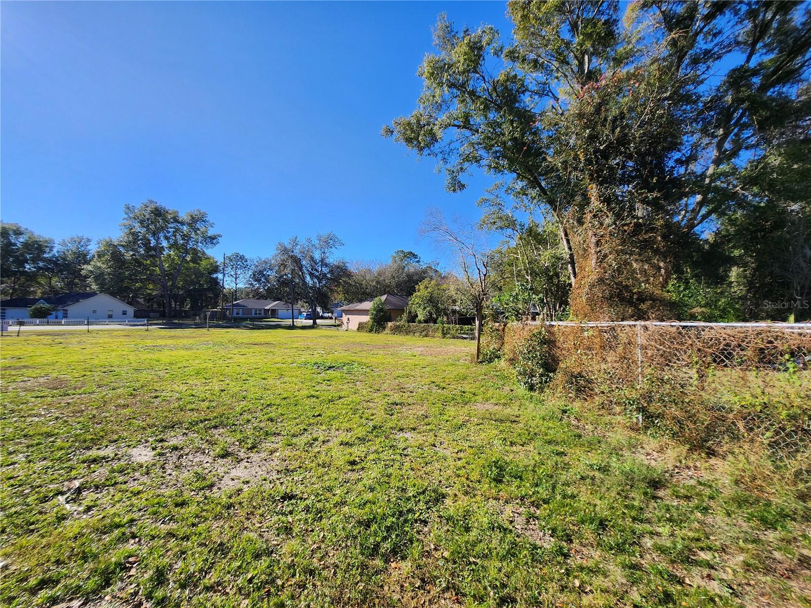 SILVER SPGS SHORES UN #8 - Land