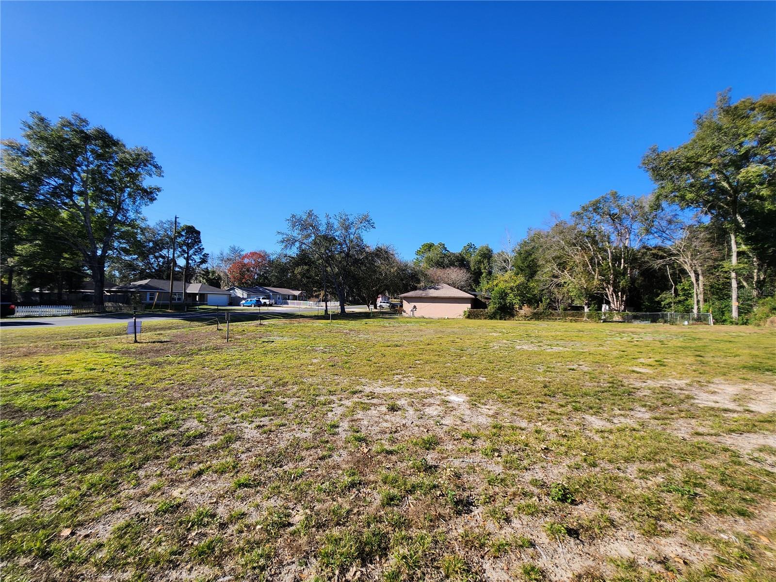 SILVER SPGS SHORES UN #8 - Land