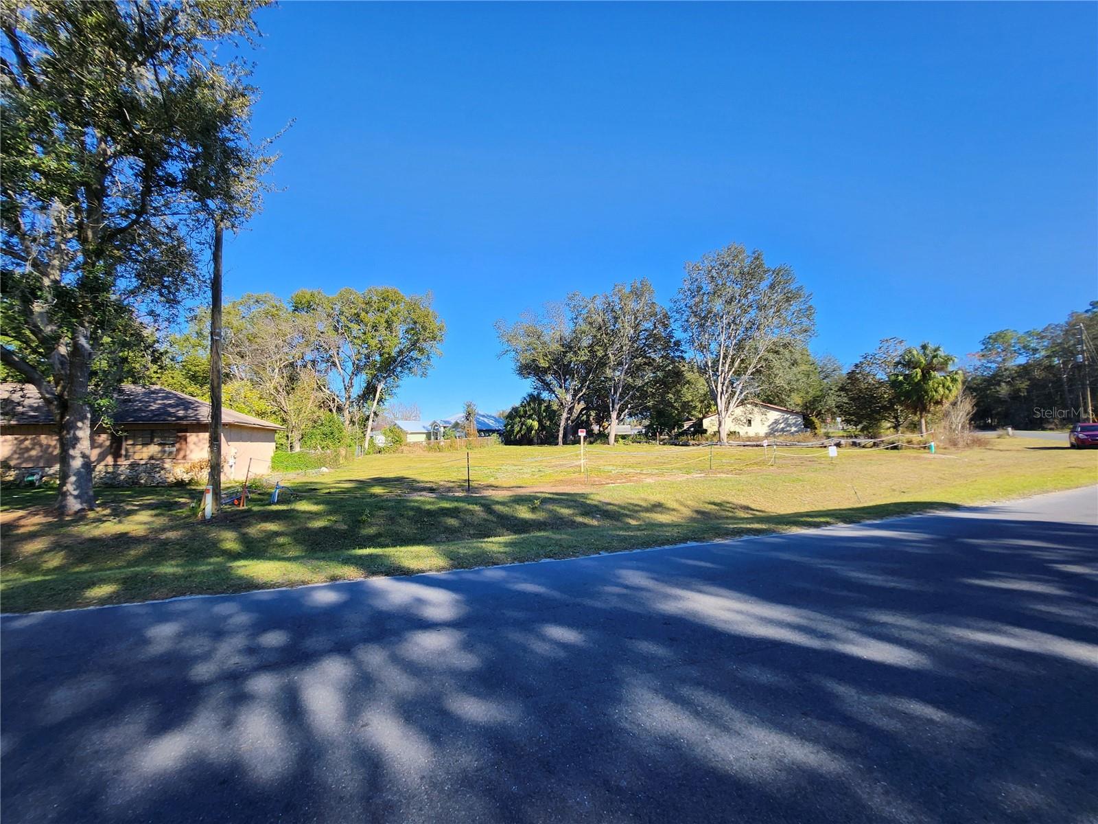 SILVER SPGS SHORES UN #8 - Land