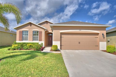 Photo of 2577 Canyon Crest Drive, Lakeland, FL 33811 (MLS # P4934527)