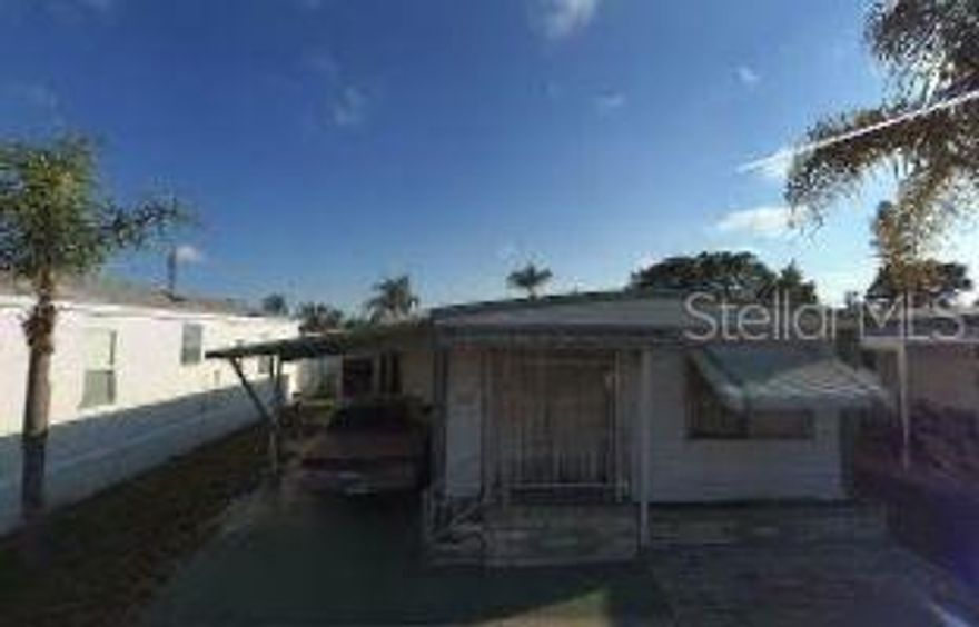 LOCATION, LOCATION, LOCATION! THIS 2 BEDROOM 2 BATH MOBILE HOME LOCATED IN BRADENTON TROPICAL PALMS IS A PERFECT RENTAL PROPERTY OR 2ND HOME. THE HOME HAS A CARPORT AND INSIDE WASHER AND DRYER. GREAT AREA AND CLOSE TO EVERYTHING! TONS OF POSIBILITIES! HURRY