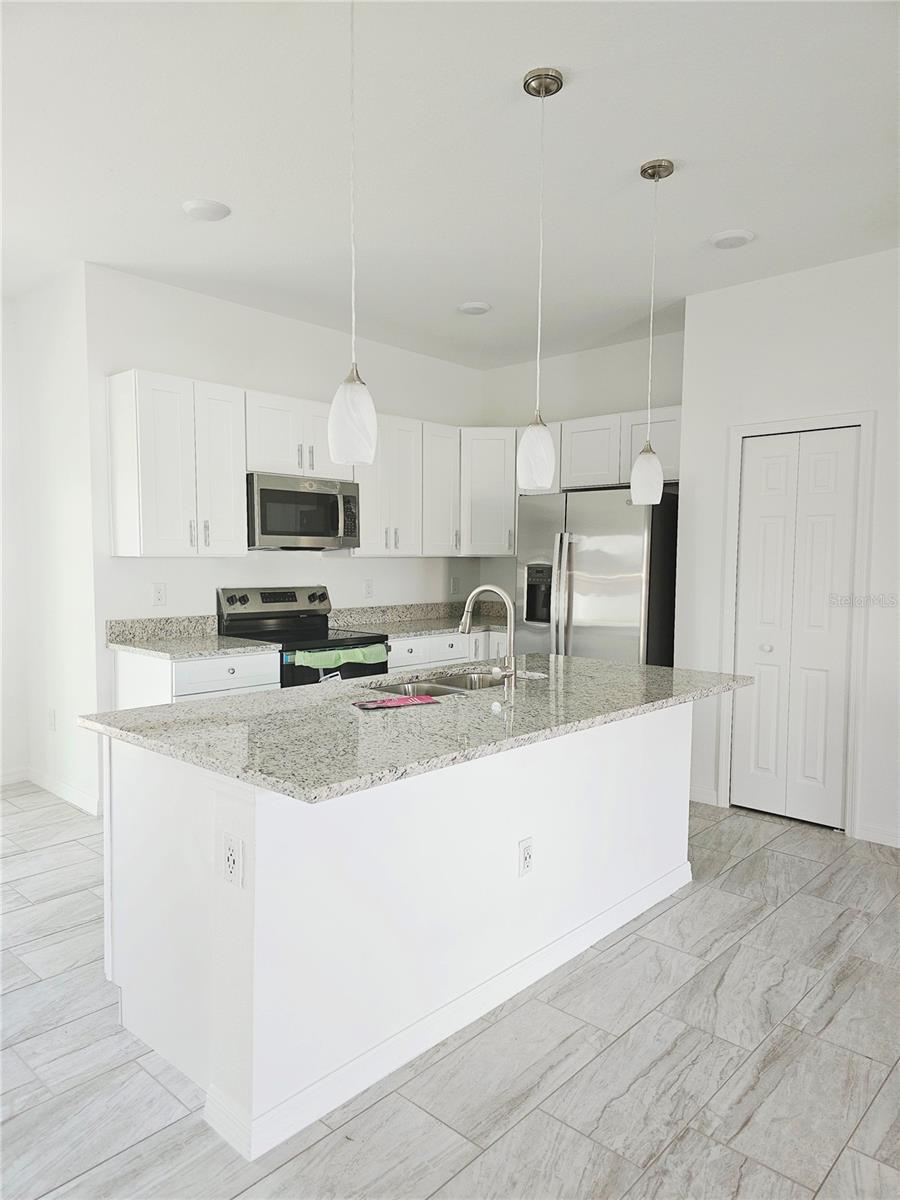 POINCIANA VILLAGE 1 NBHD 2 - Residential Lease