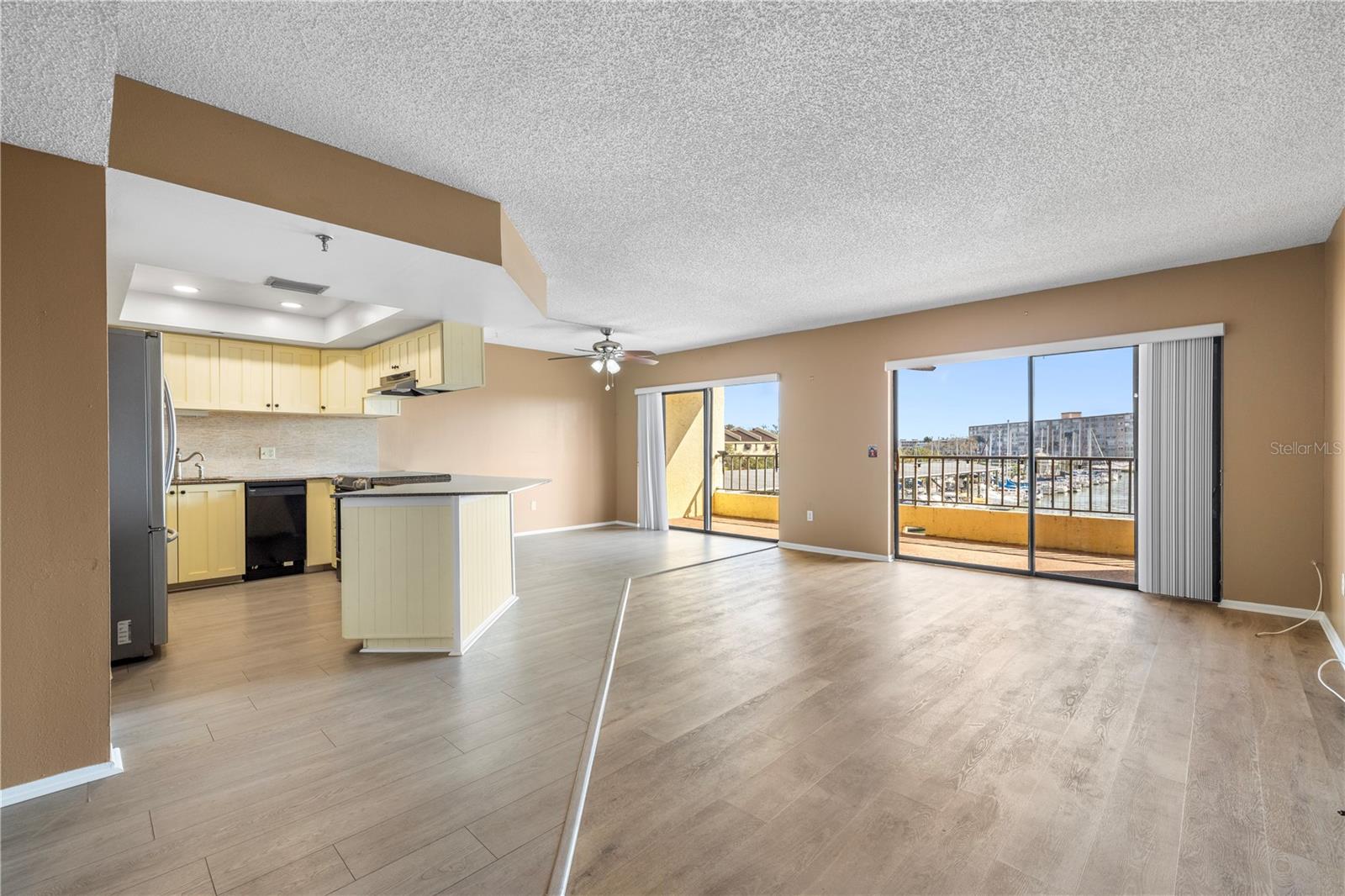 1750 HARBOR PLACE S 202