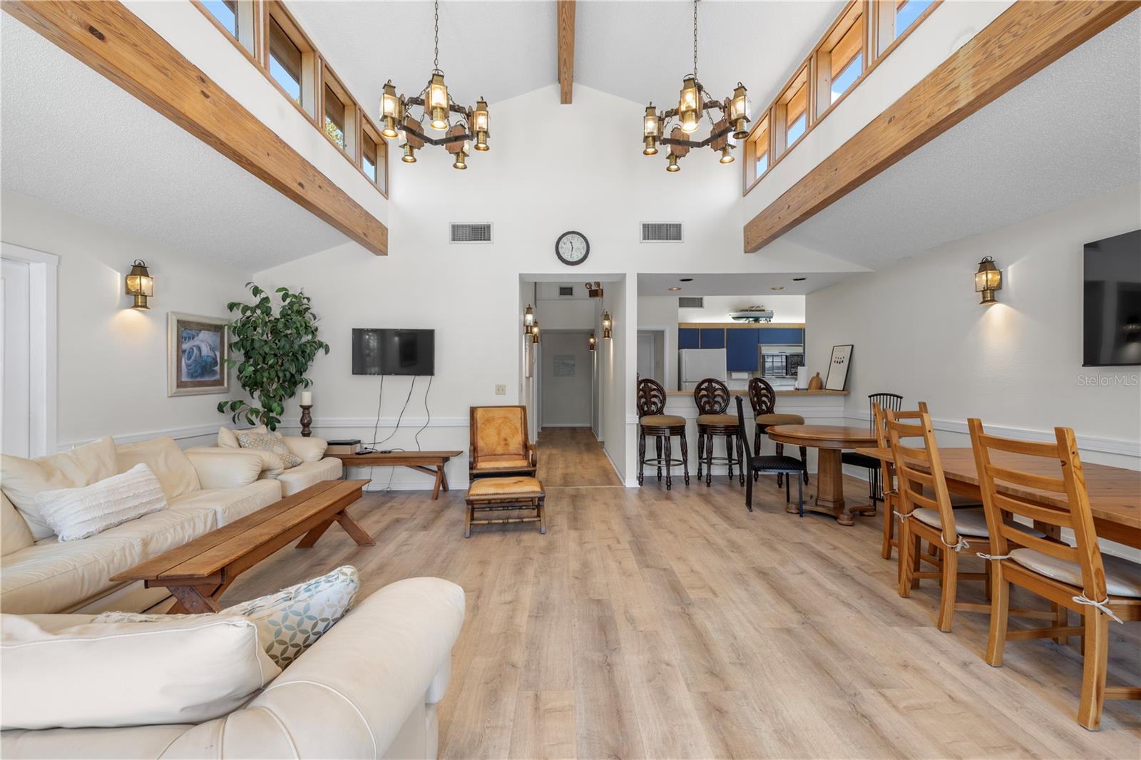 LIGHTHOUSE HARBOR MARINA CONDO - Residential