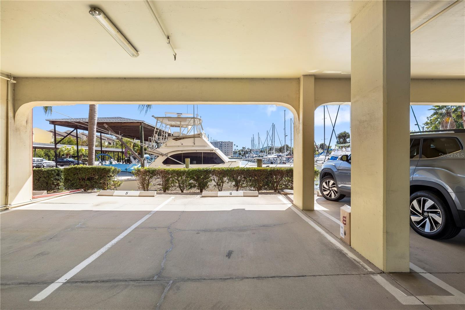 LIGHTHOUSE HARBOR MARINA CONDO - Residential