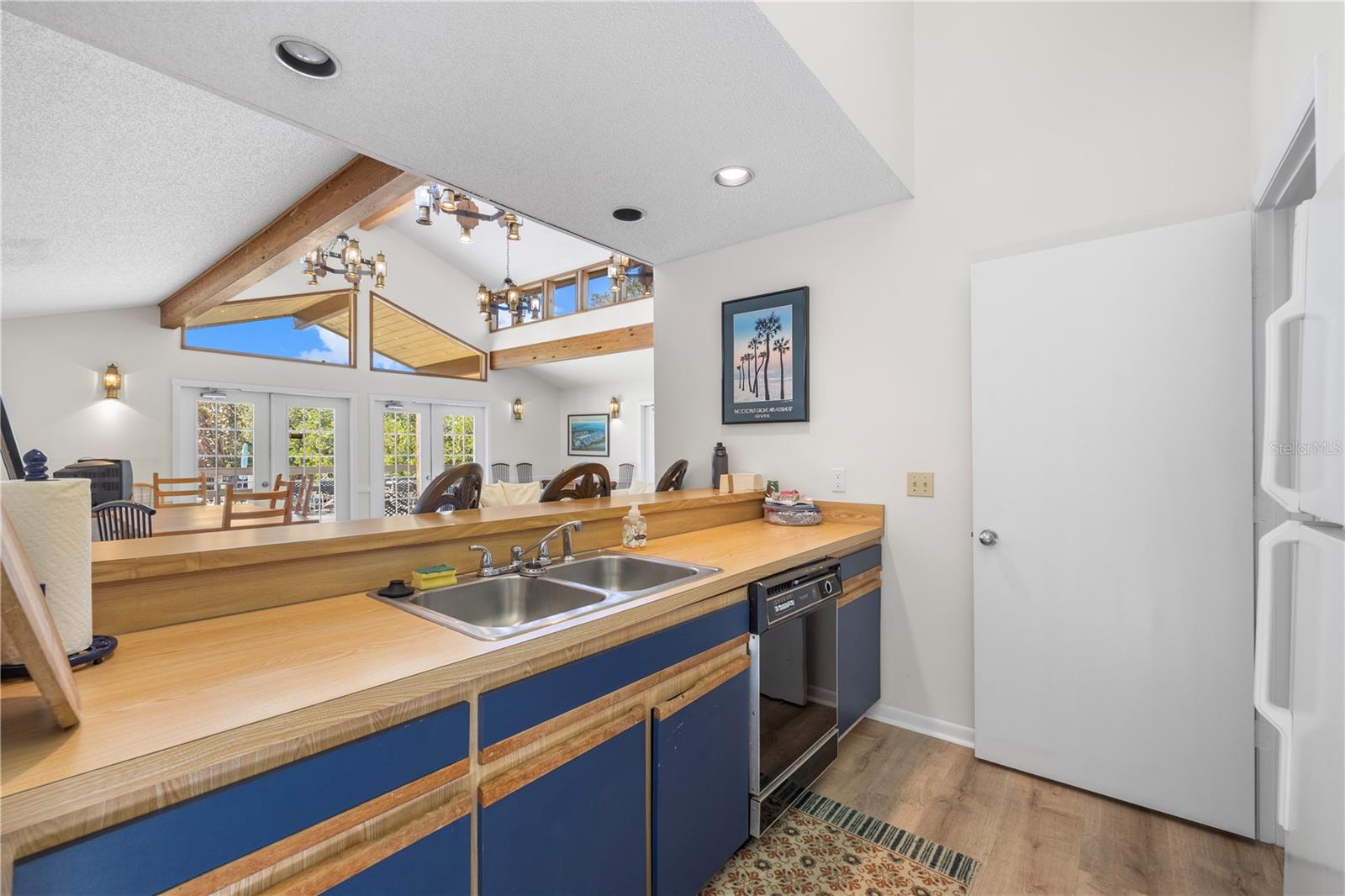 LIGHTHOUSE HARBOR MARINA CONDO - Residential