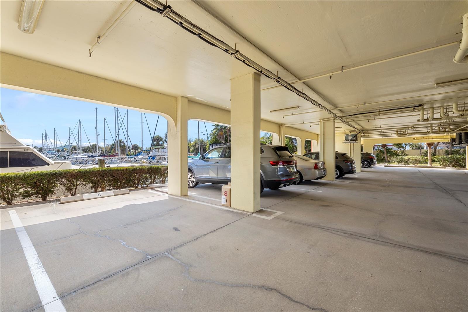 LIGHTHOUSE HARBOR MARINA CONDO - Residential