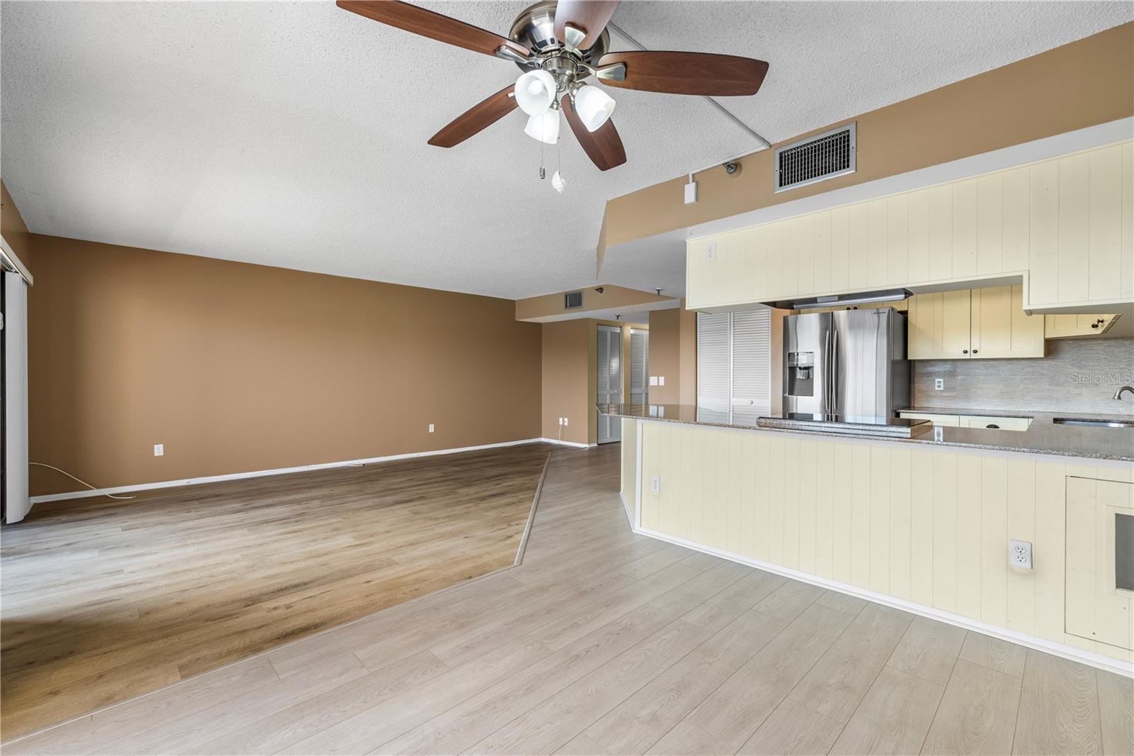 LIGHTHOUSE HARBOR MARINA CONDO - Residential