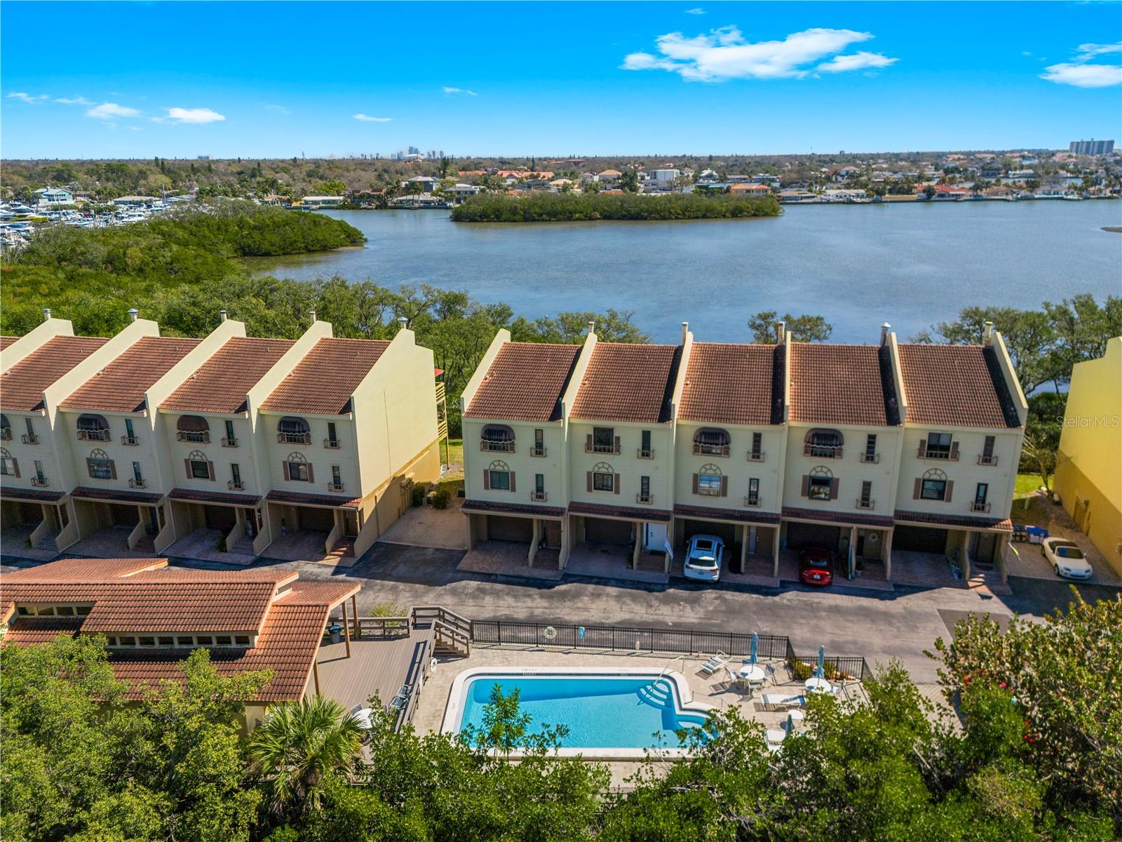 LIGHTHOUSE HARBOR MARINA CONDO - Residential