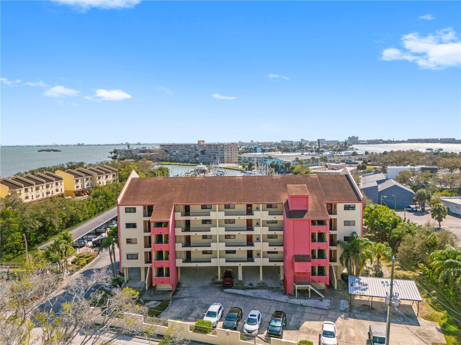 LIGHTHOUSE HARBOR MARINA CONDO - Residential