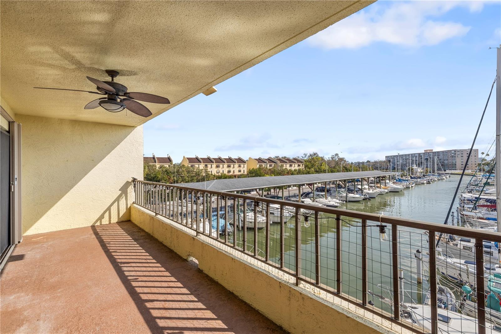 LIGHTHOUSE HARBOR MARINA CONDO - Residential