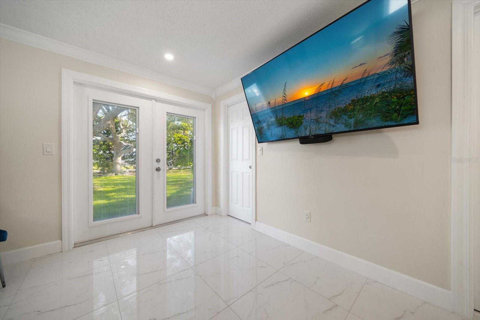HARBOR HILLS ESTATES - Residential