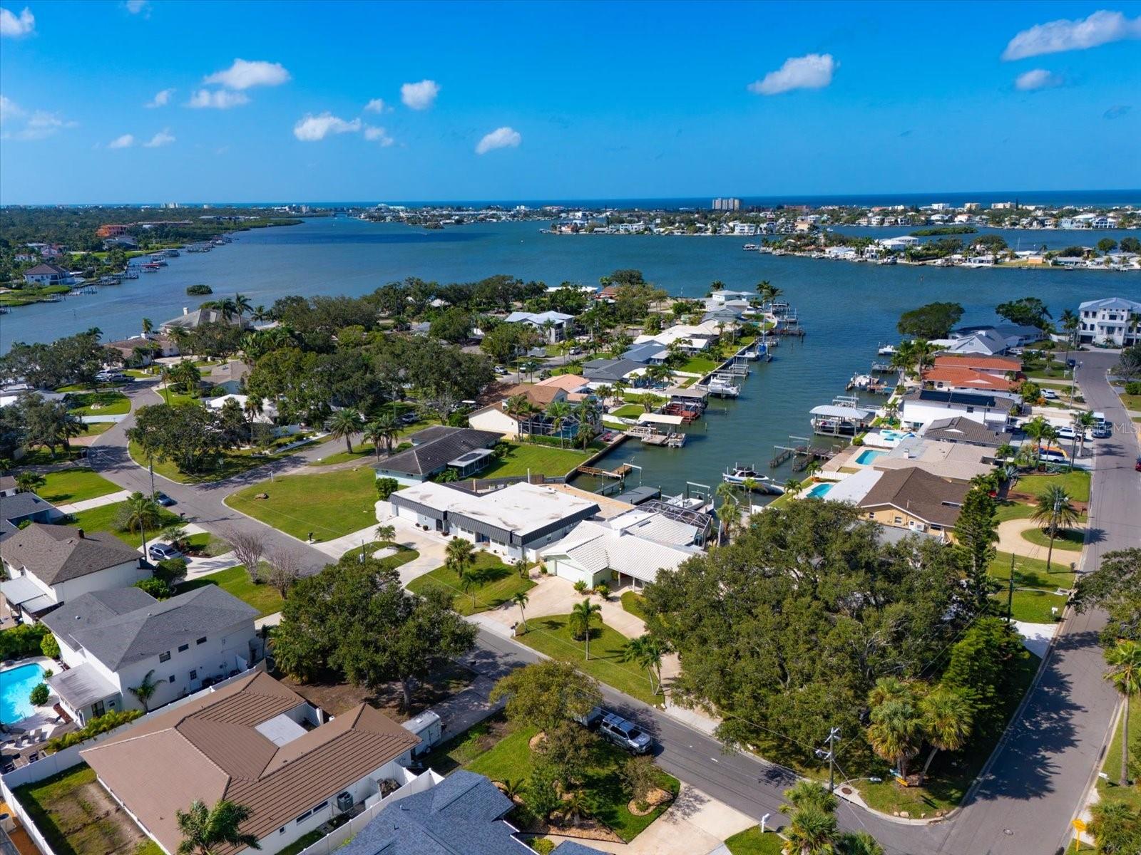 HARBOR HILLS ESTATES - Residential
