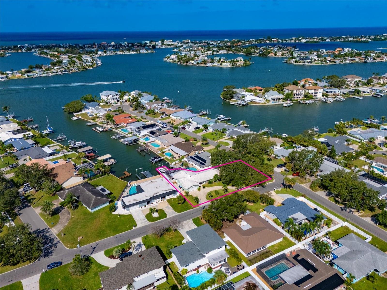 HARBOR HILLS ESTATES - Residential