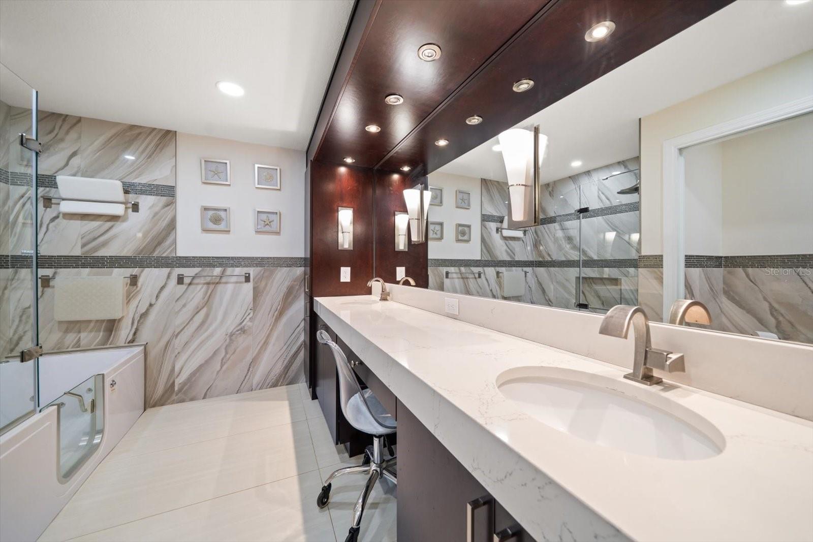 HARBOR HILLS ESTATES - Residential