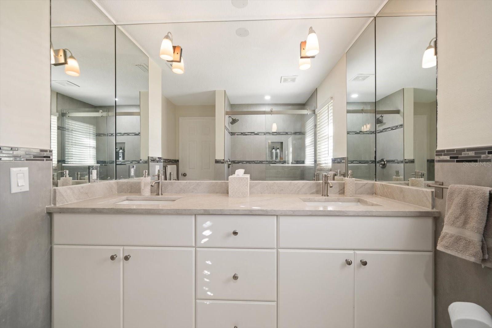 HARBOR HILLS ESTATES - Residential