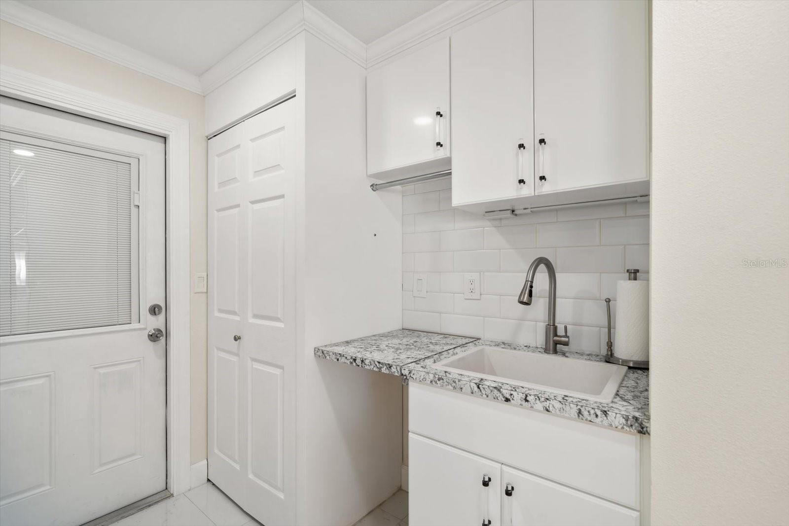 HARBOR HILLS ESTATES - Residential