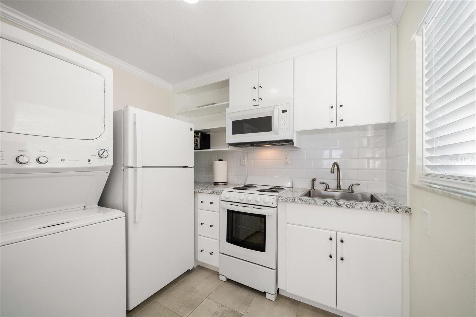 HARBOR HILLS ESTATES - Residential