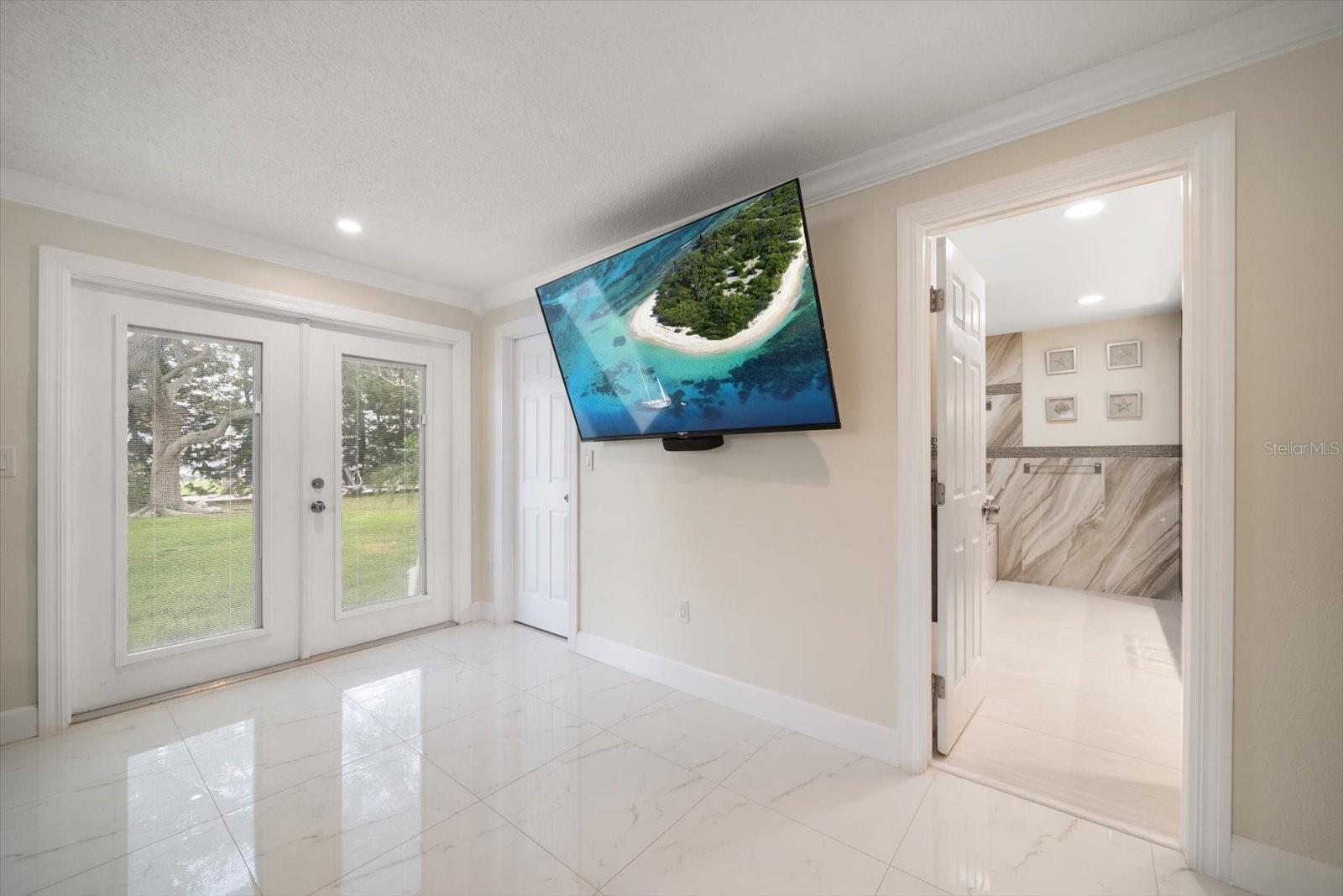 HARBOR HILLS ESTATES - Residential