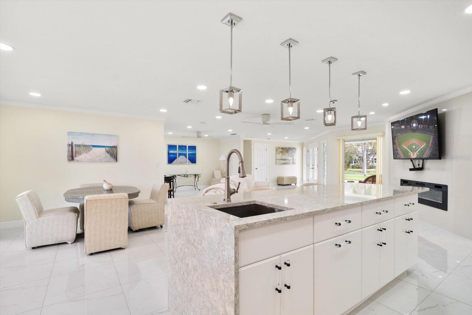 HARBOR HILLS ESTATES - Residential