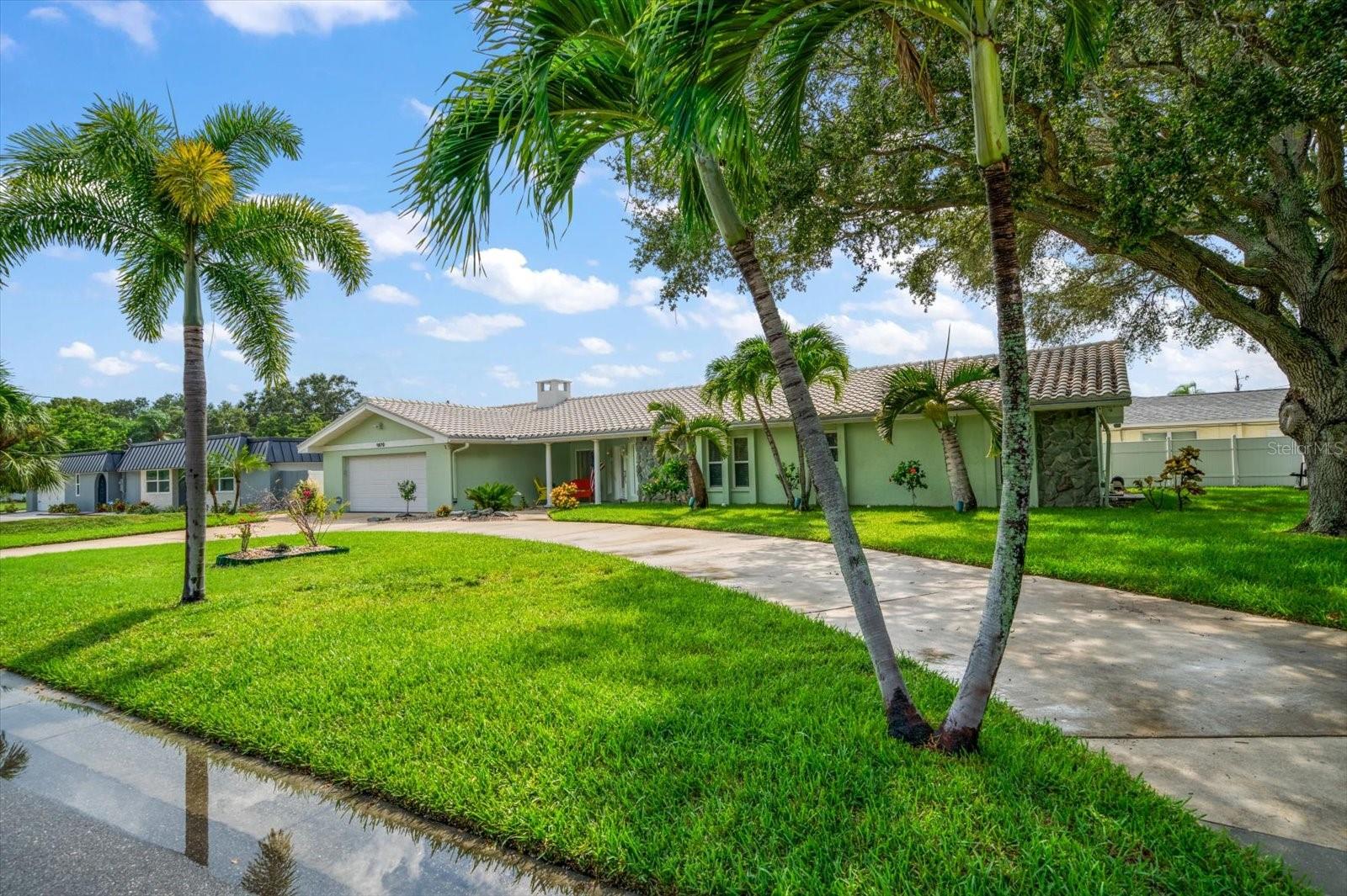 HARBOR HILLS ESTATES - Residential