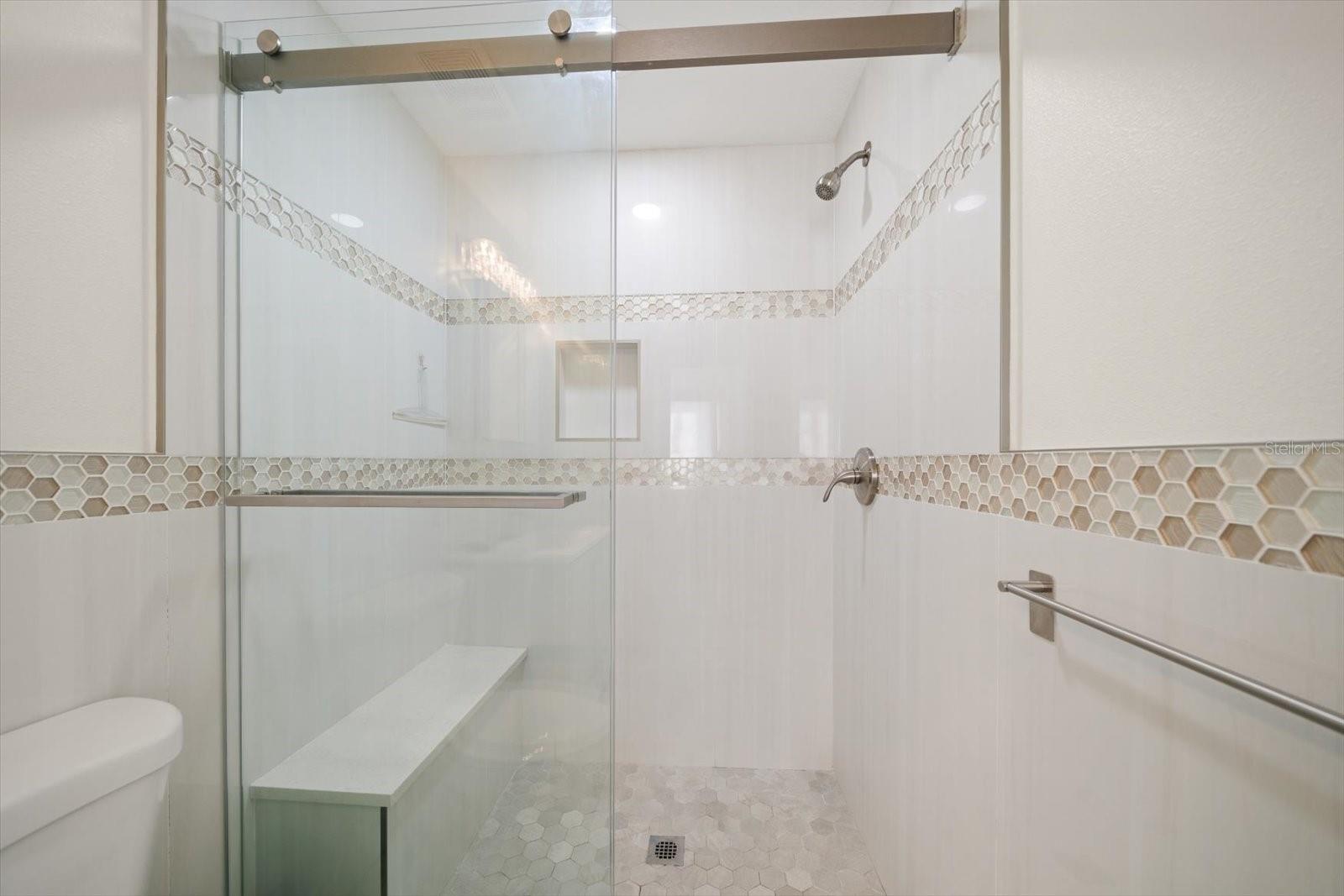 HARBOR HILLS ESTATES - Residential