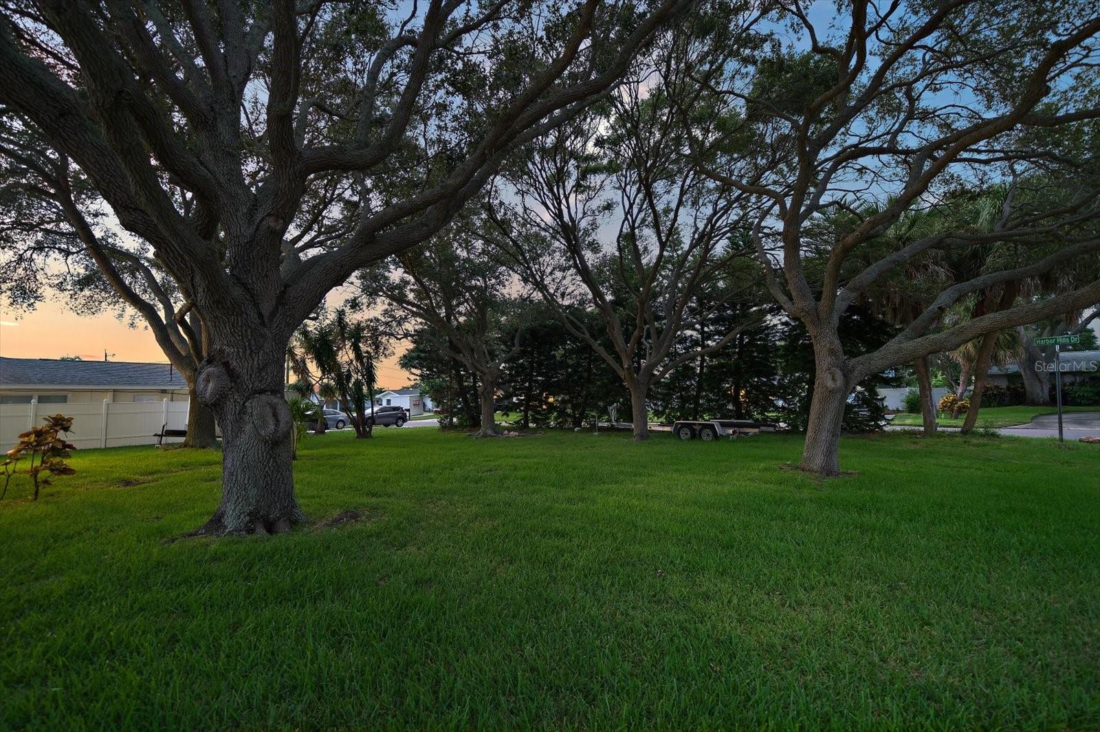HARBOR HILLS ESTATES - Residential