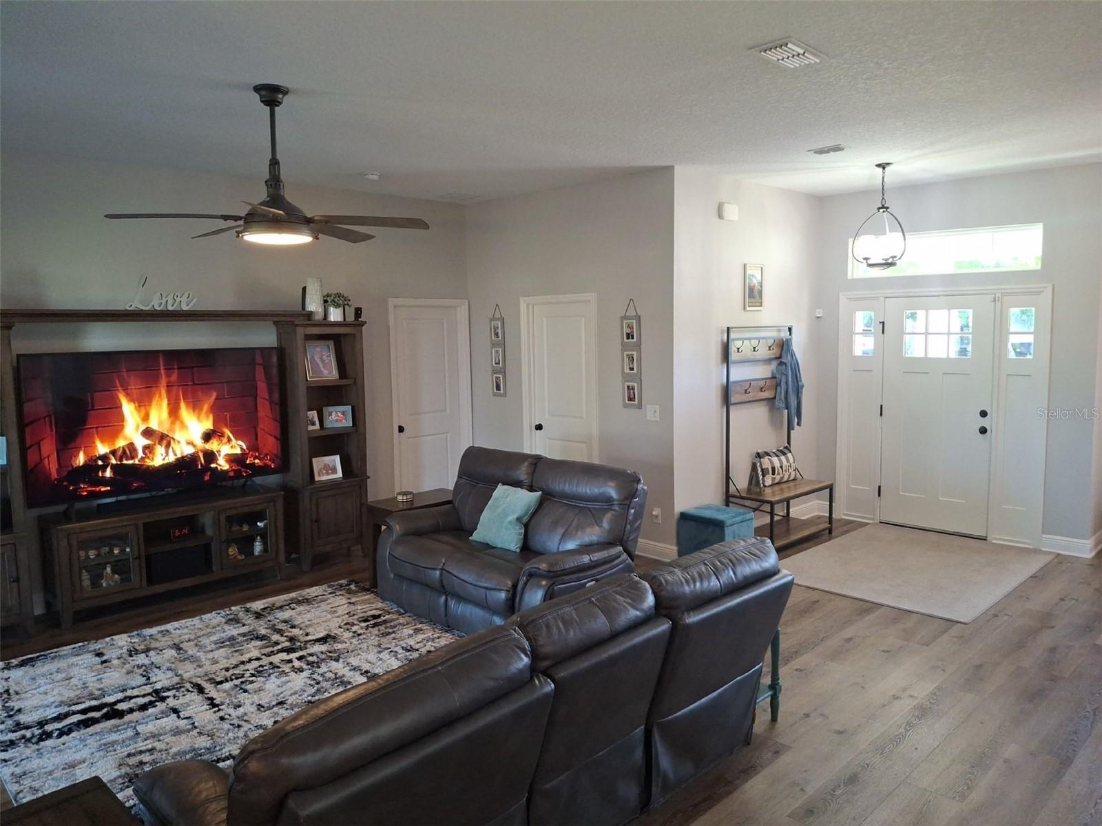 HIGHLAND COUNTRY ESTATES - Residential