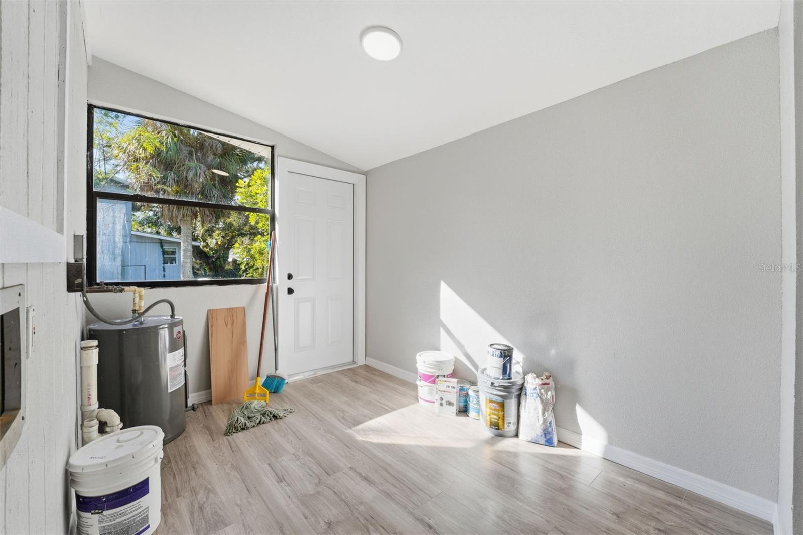 NOKOMIS MANOR NATURES PARK - Residential