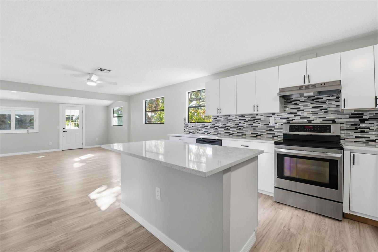 NOKOMIS MANOR NATURES PARK - Residential