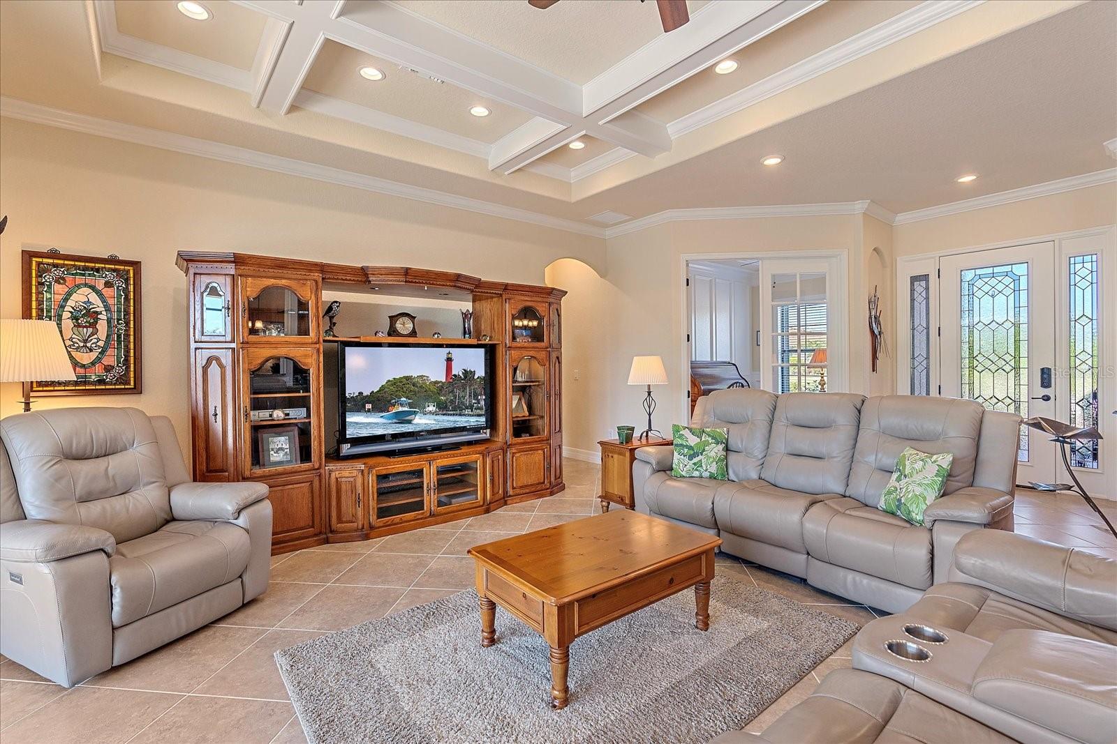 Picture for the property N6125834, 4 beds, 3 baths