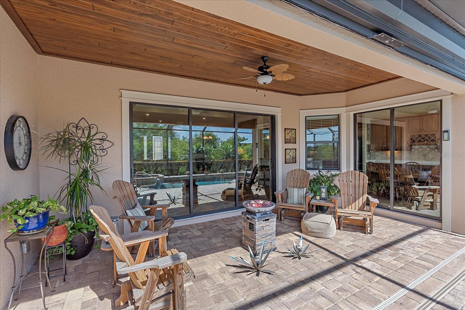Picture for the property N6125834, 4 beds, 3 baths