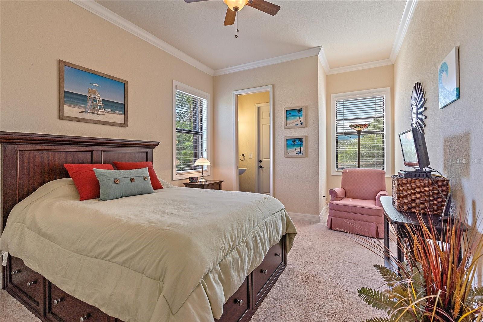 Picture for the property N6125834, 4 beds, 3 baths