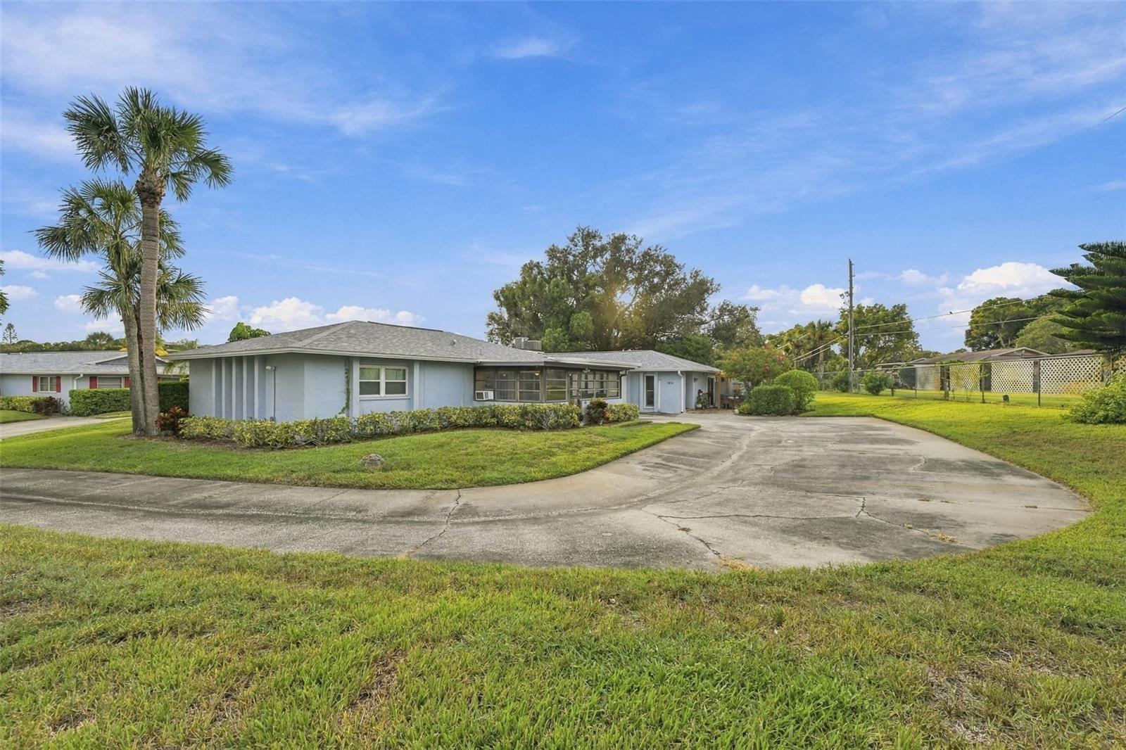 1619 Whithorn Place B, Palm Harbor
