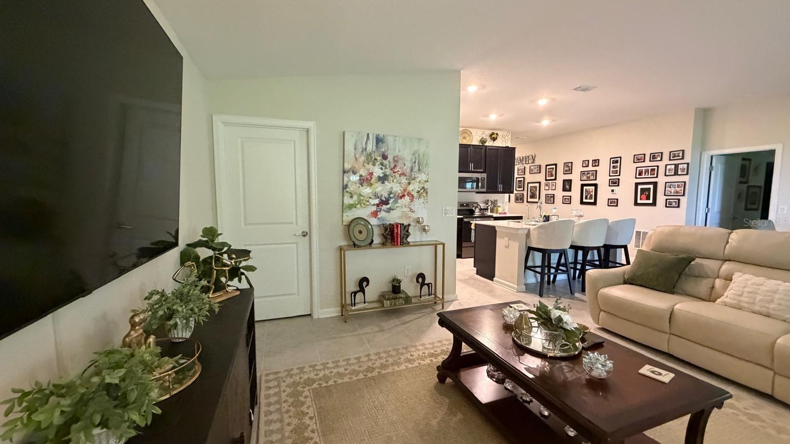 GREATER LAKES PH 4 - Residential Lease
