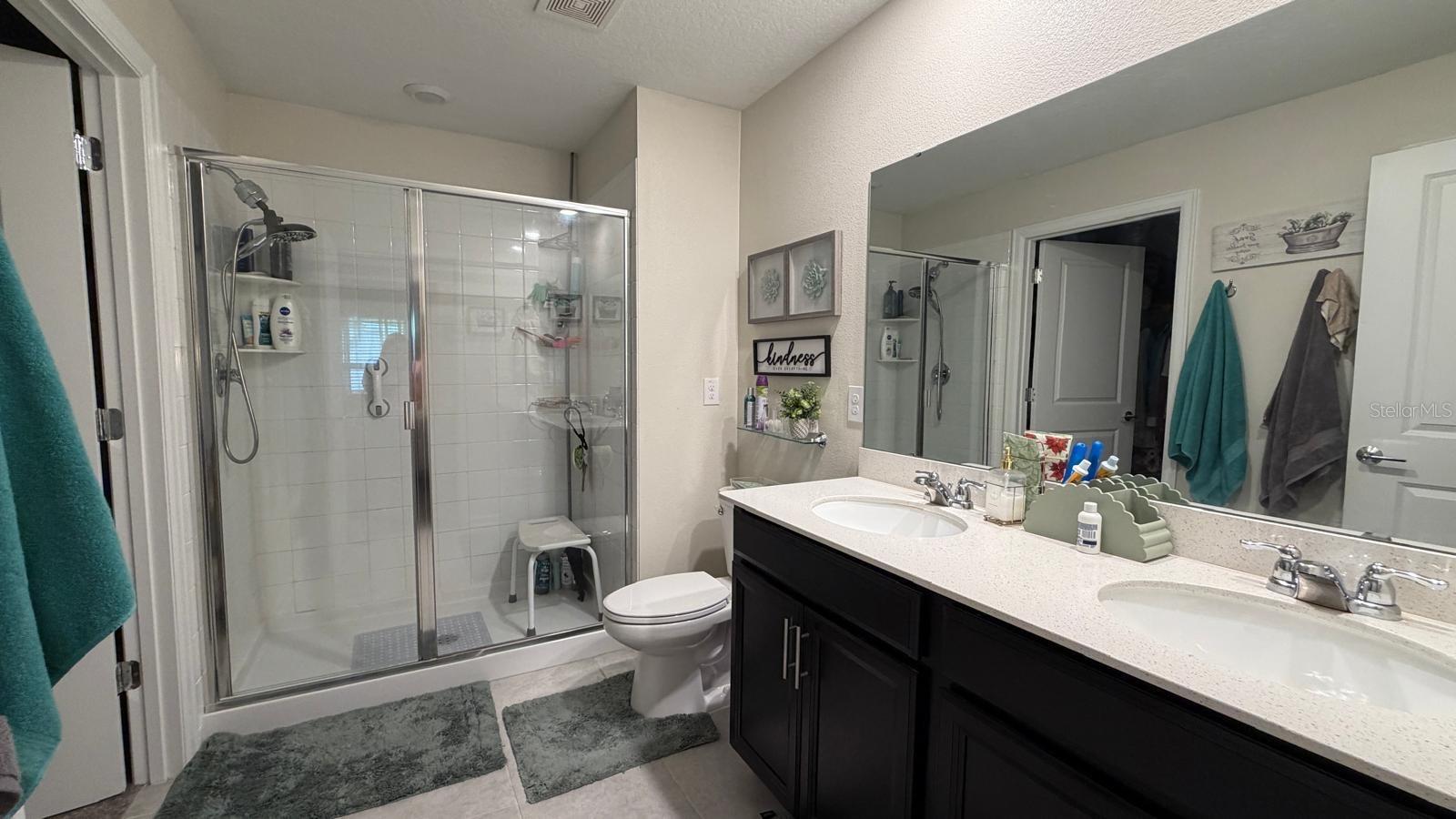 GREATER LAKES PH 4 - Residential Lease