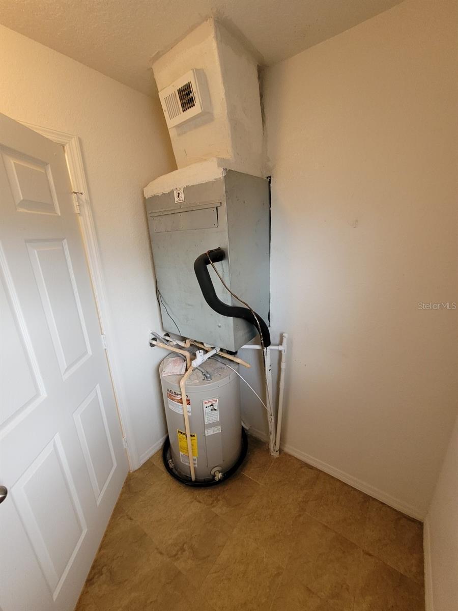 BELMONT AT RYALS CHASE CONDO - Residential Lease