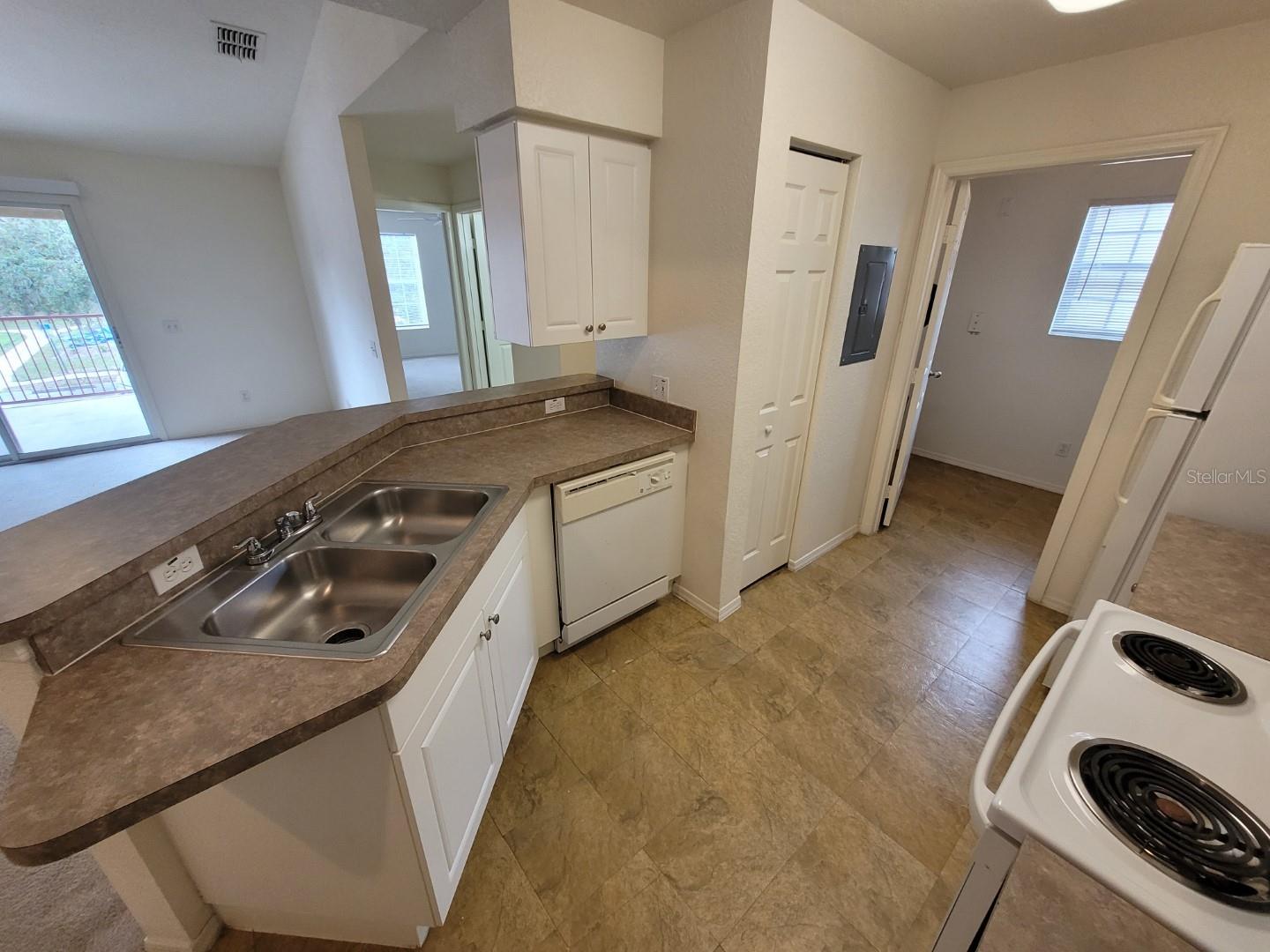 BELMONT AT RYALS CHASE CONDO - Residential Lease