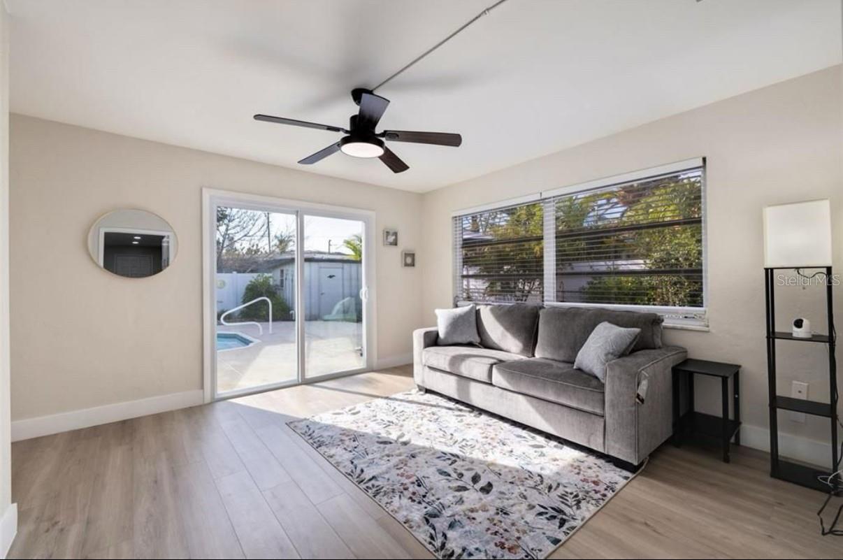 ST PETERSBURG BEACH NORTH UNIT 4 - Residential