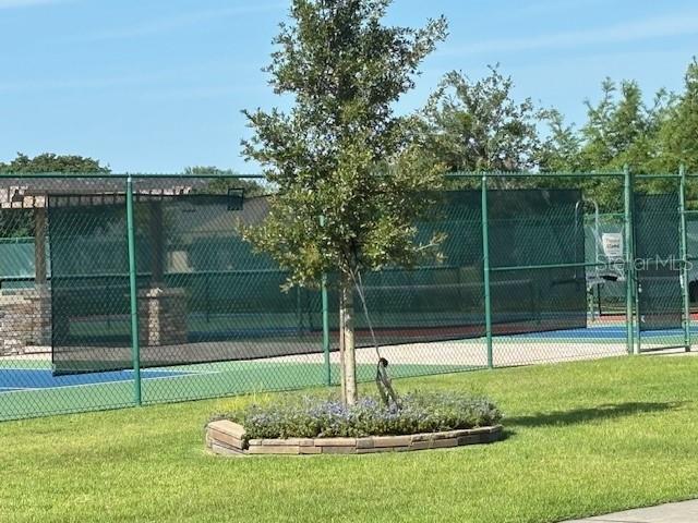 LAKES OF MOUNT DORA - Residential