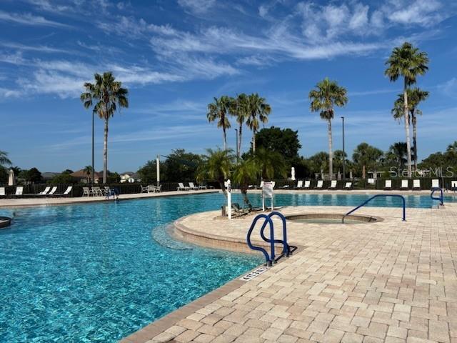 LAKES OF MOUNT DORA - Residential