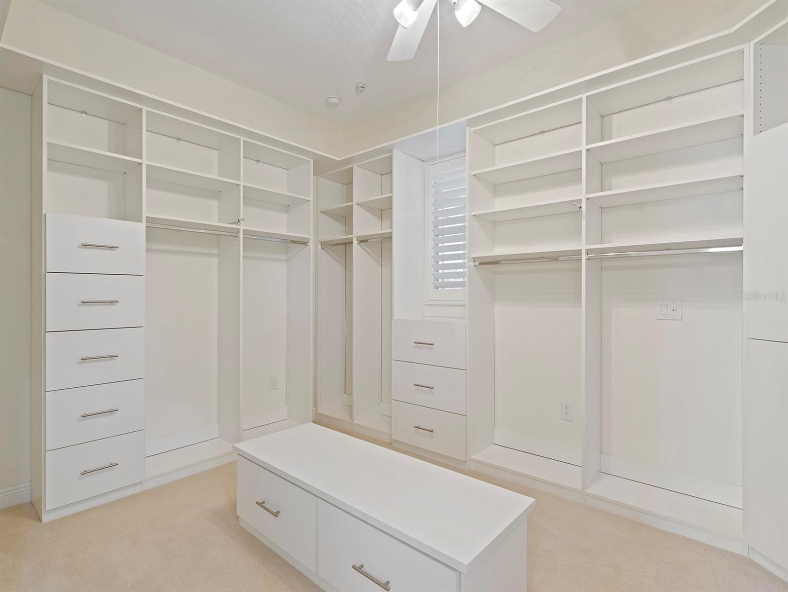 LAKES OF MOUNT DORA - Residential