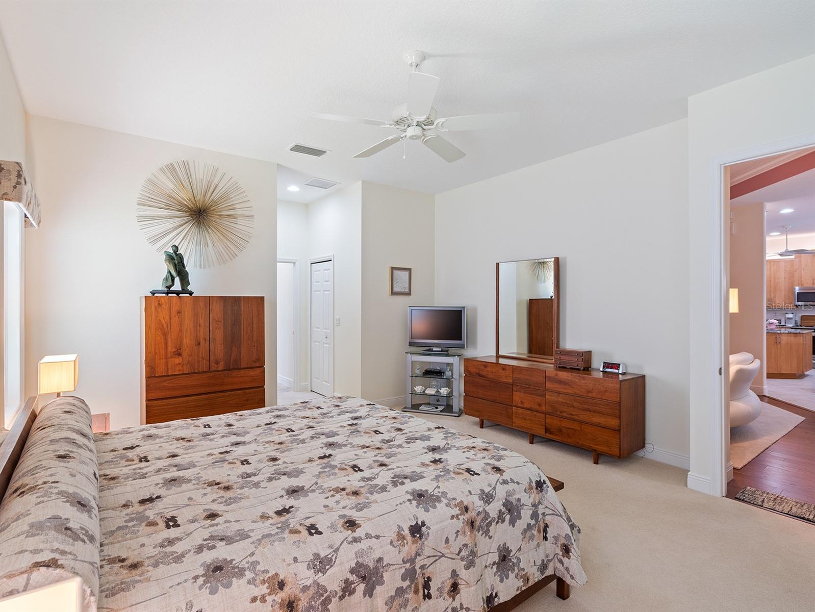 LAKES OF MOUNT DORA - Residential