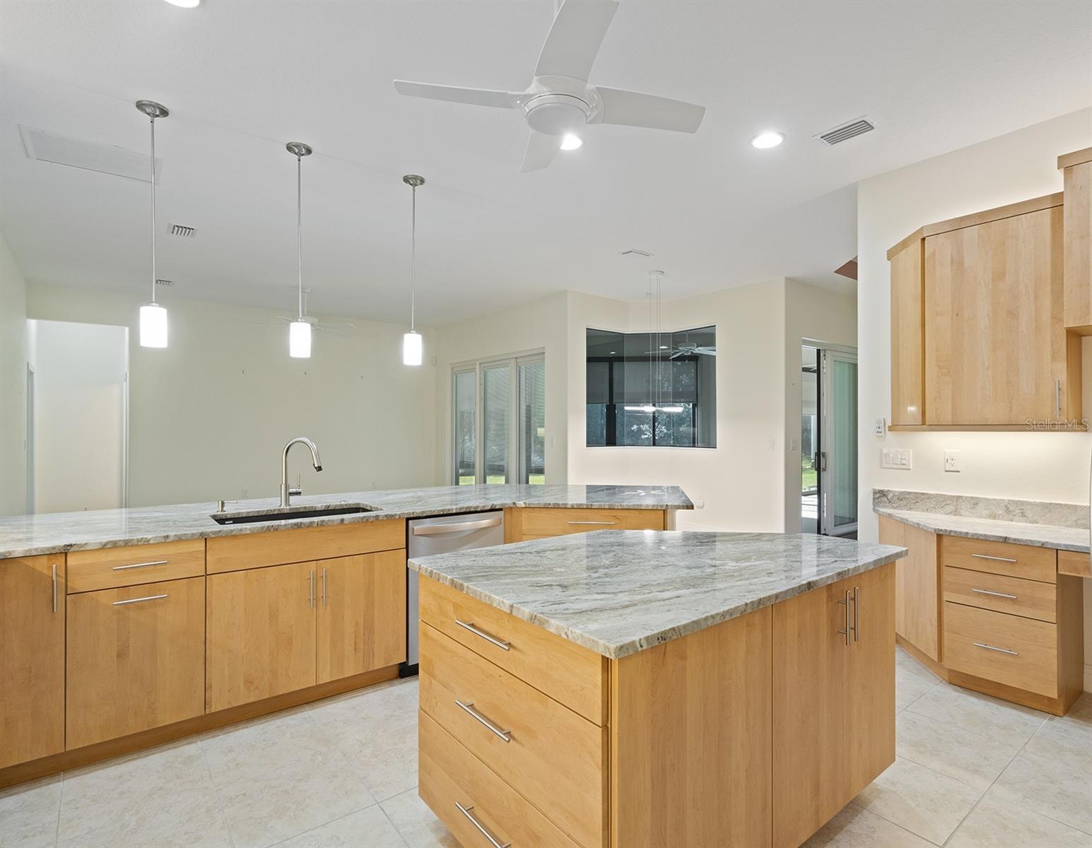 8348 BRIDGEPORT BAY CIRCLE